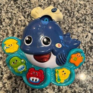 V tech Bubbles the learning whale Blue Whale Interactive Toy